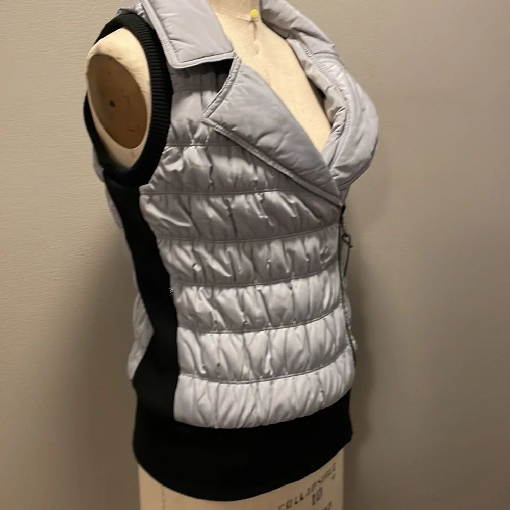 Calvin Klein performance puffer vest jacket in Ice - Picture 6 of 9